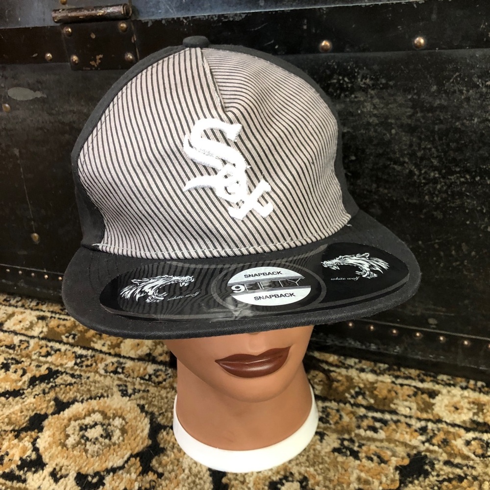 Chicago White Sox SnapBack 9Fifty Baseball Cap by White Wolf